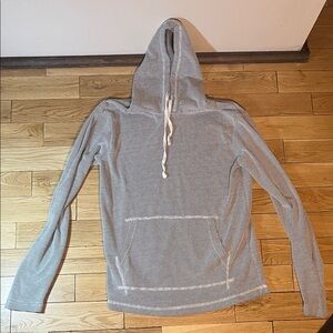 Men's Gray Hooded Sweatshirt